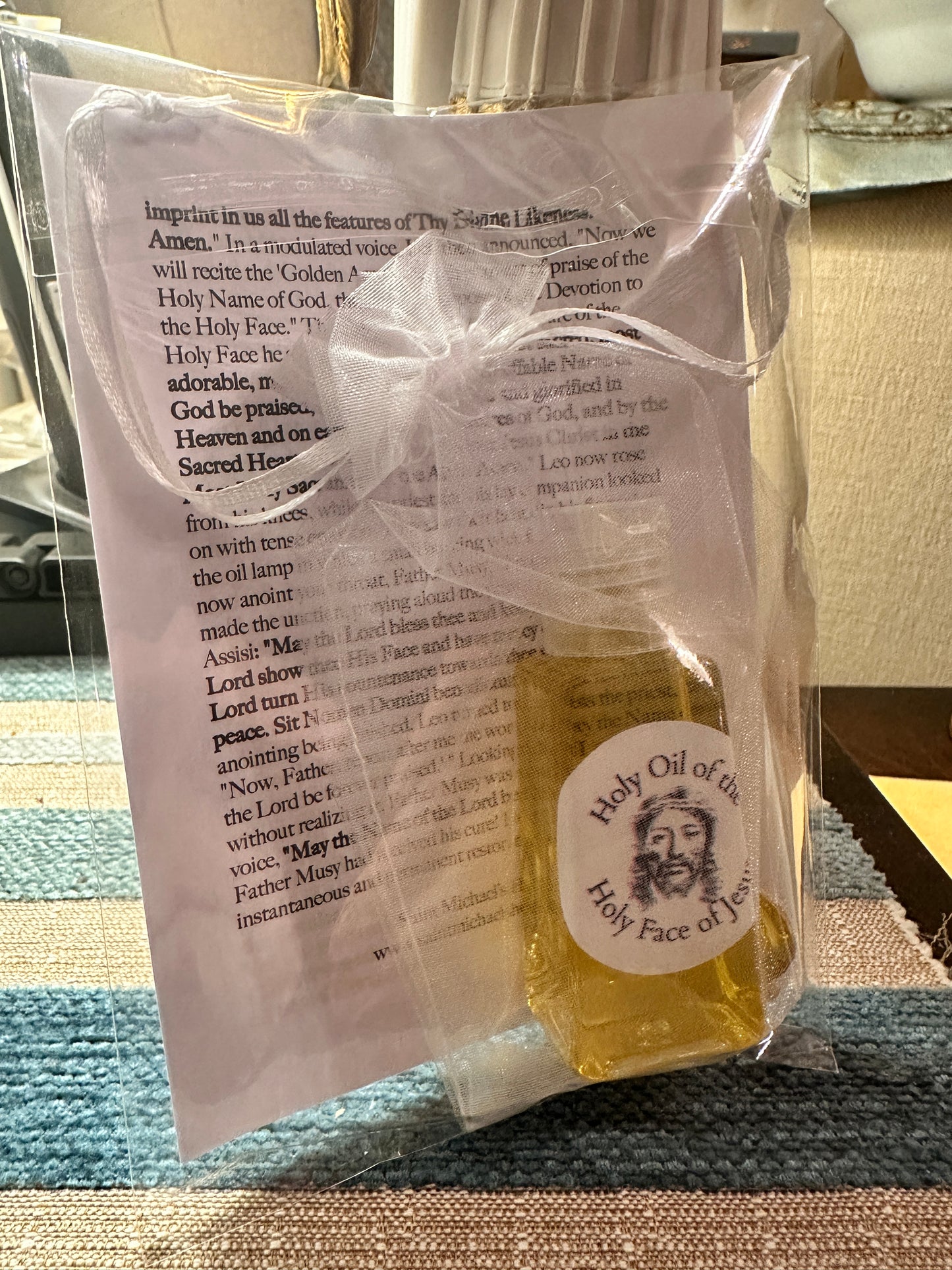 Oil of the Holy Face of Jesus