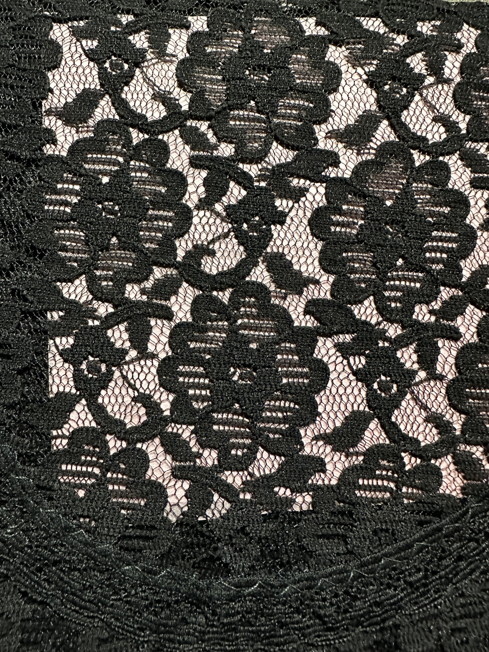 Lace mantilla