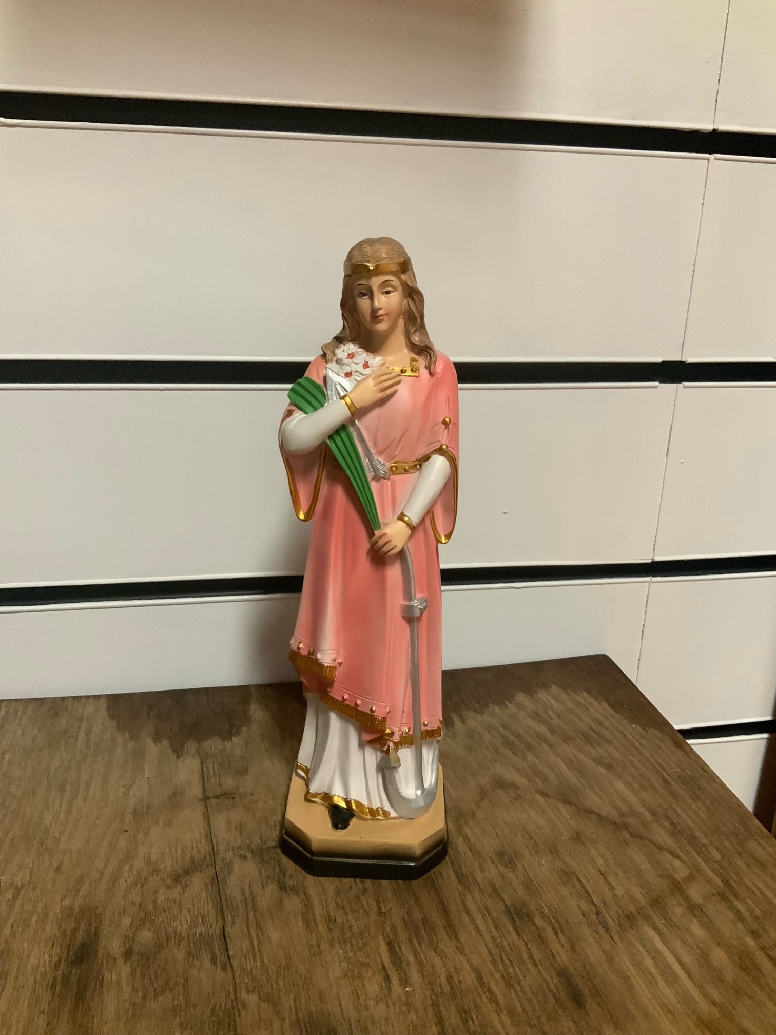 Figurine statue christ the king